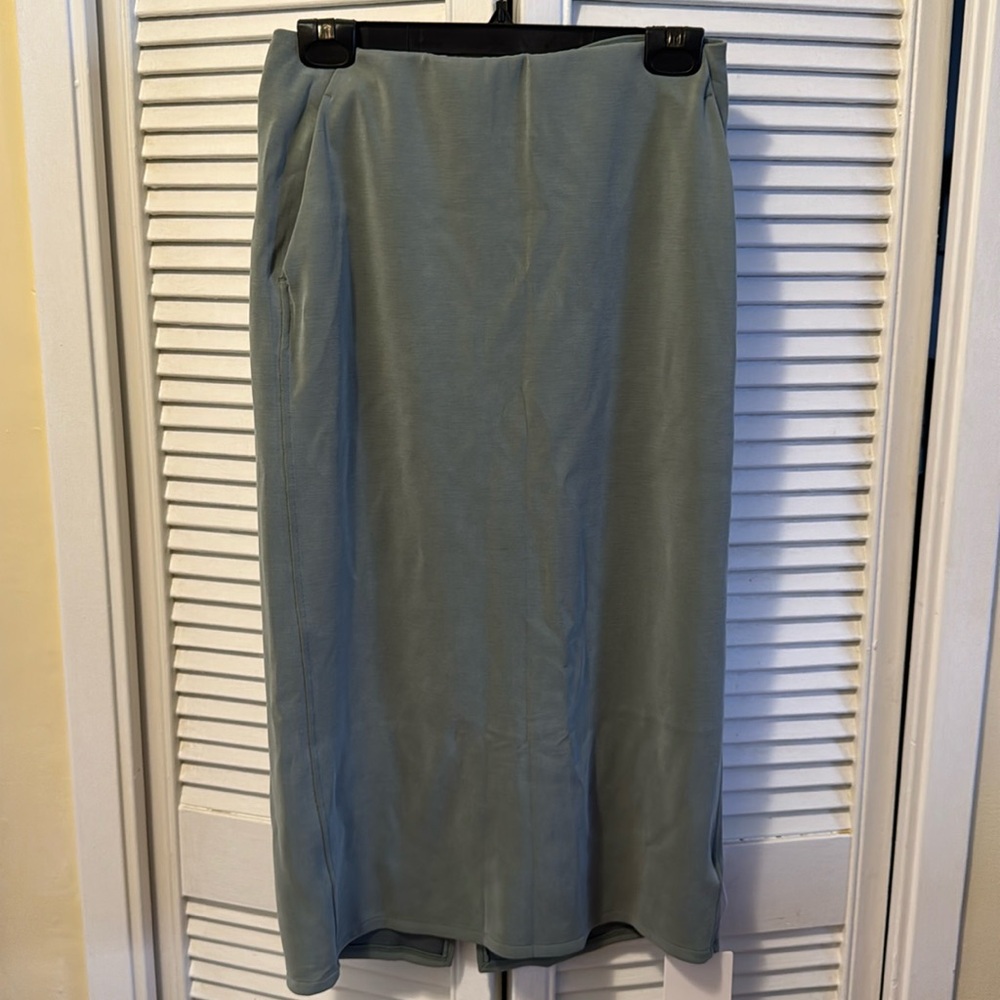 Lululemon Softstreme Skirt